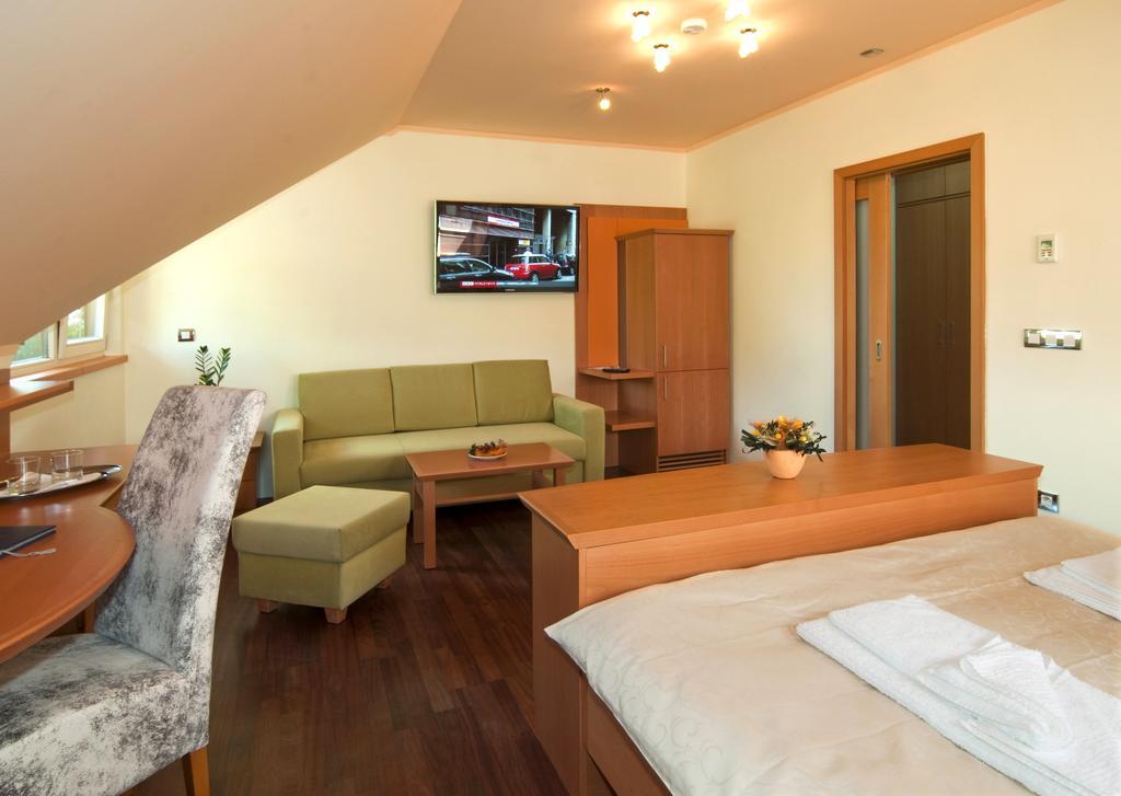 Heipark Tosovice Hotel Kamer foto