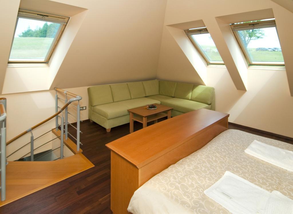Heipark Tosovice Hotel Kamer foto